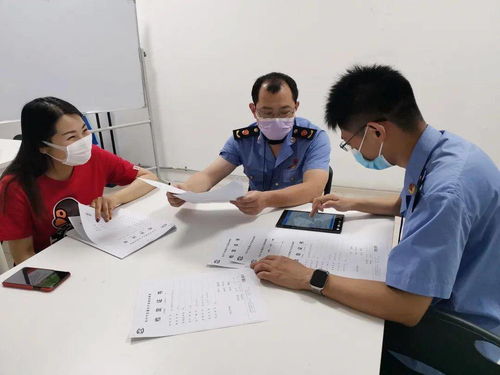 健康常伴 平安護(hù)航 全面開(kāi)展保健食品經(jīng)營(yíng)單位普查，守護(hù)銀齡消費(fèi)安全